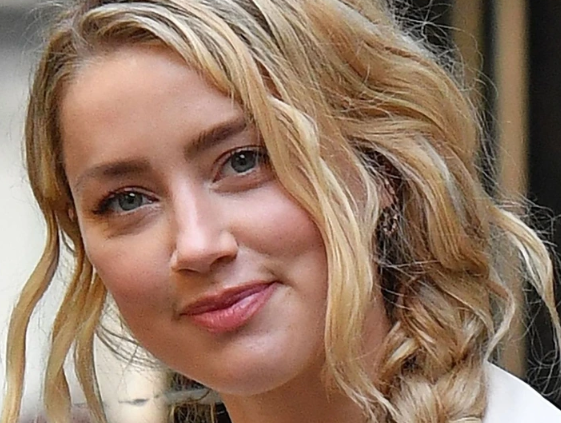 Scientists Name The World's Most Perfect Face? Taylor Swift Didn't Even Make Top 5!