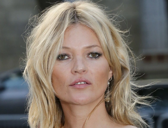 Scientists Name The World's Most Perfect Face? Taylor Swift Didn't Even Make Top 5!